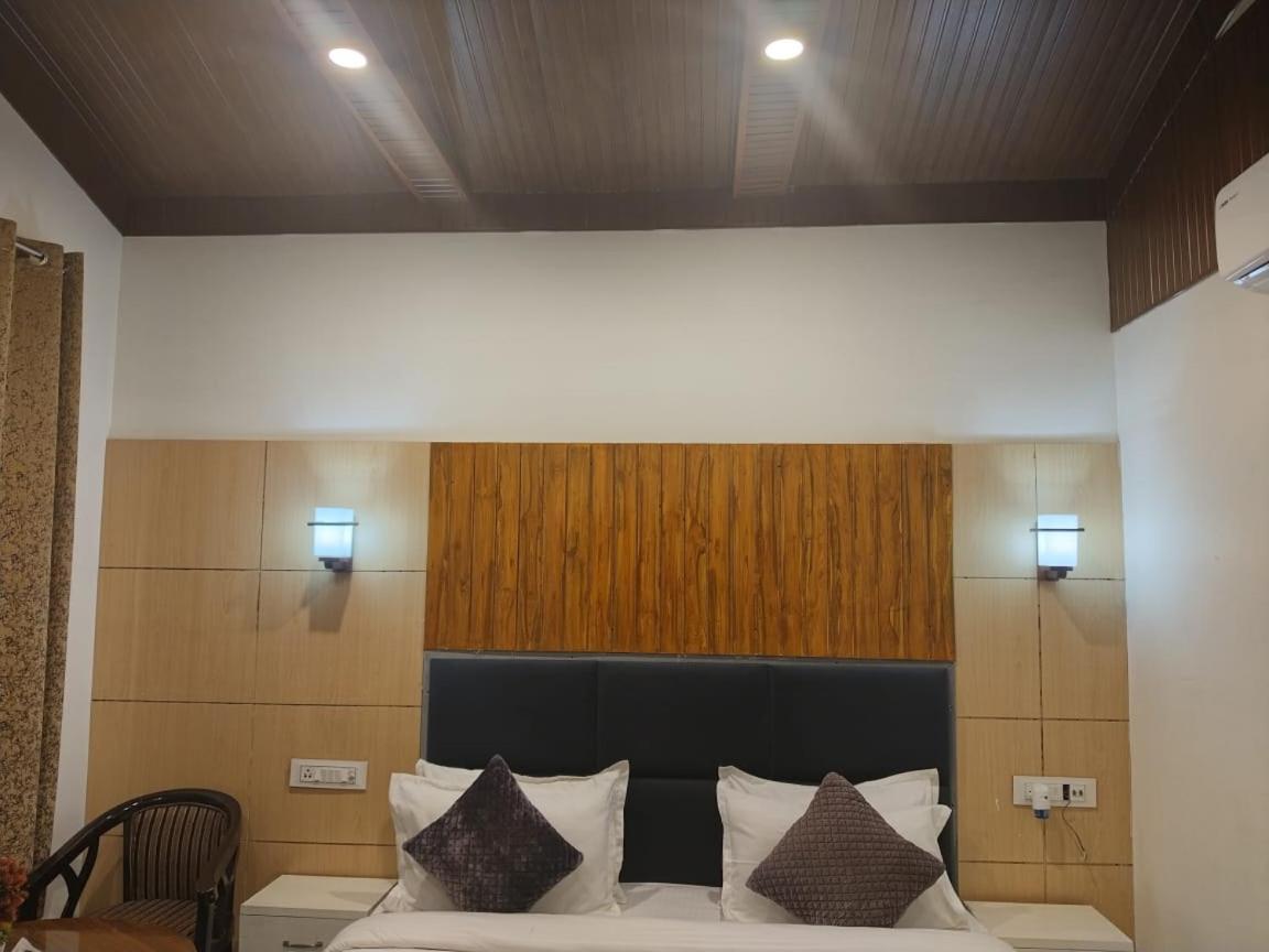 Corbett Jungle Breeze Resort 람나가르 외부 사진