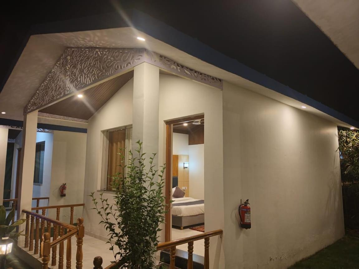 Corbett Jungle Breeze Resort 람나가르 외부 사진